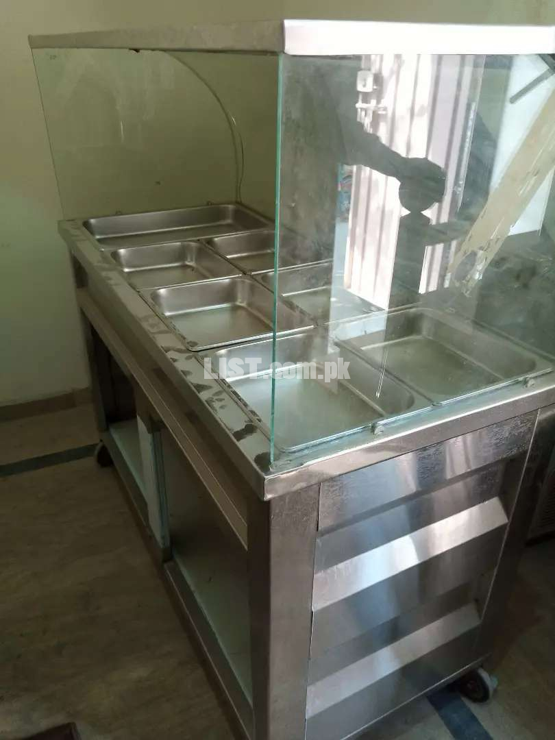 Salad bar/Fruit chat and food counter Good condition