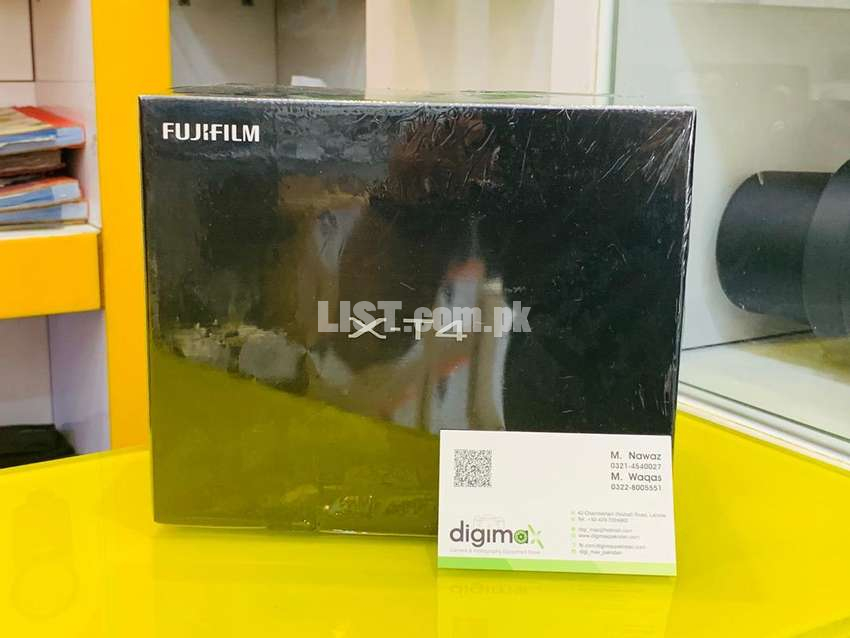 Fujifilm XT-4 box Packed with warranty