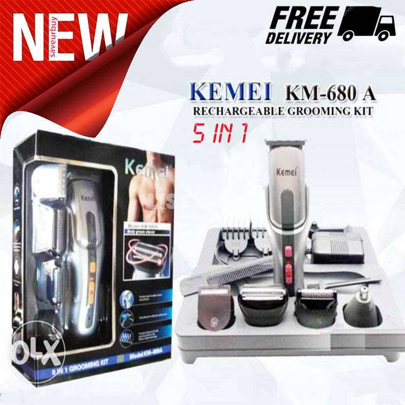 Kemei KM - 680A 8 in 1 Grooming Kit Shaver/Trimmer For Men