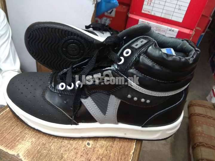 Men High Quality Shoe, Soft Sole Shock Absorber and Casual Street Wear