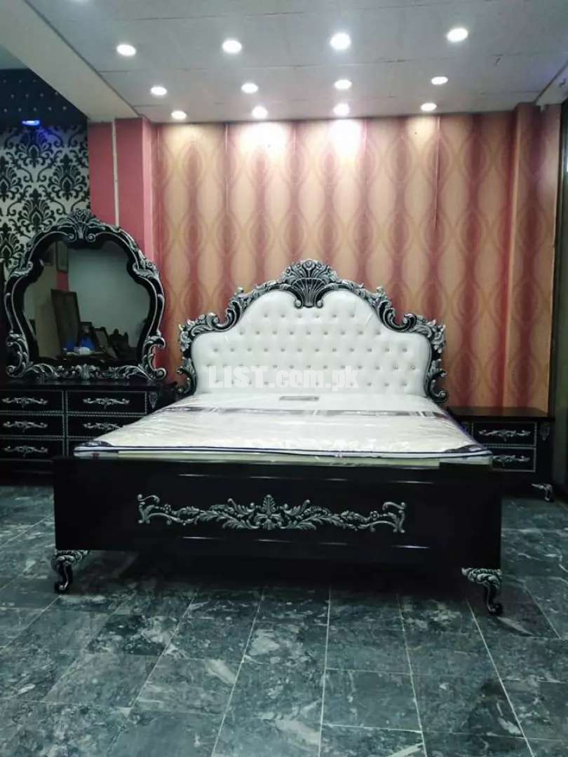 Royal style bed dressing latest design now only 85000/-