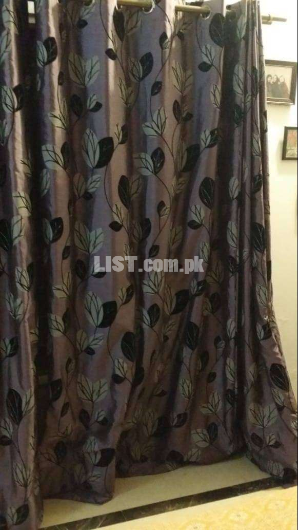 6 Large Curtains Almost New