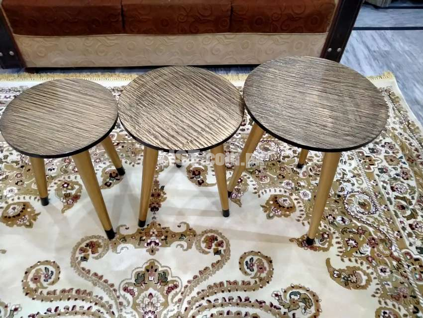 Vintage Nesting Tables (Set of 3)