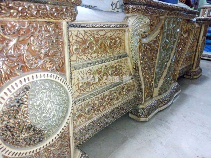 Branded Furniture for SALE (1.5 Lacs)