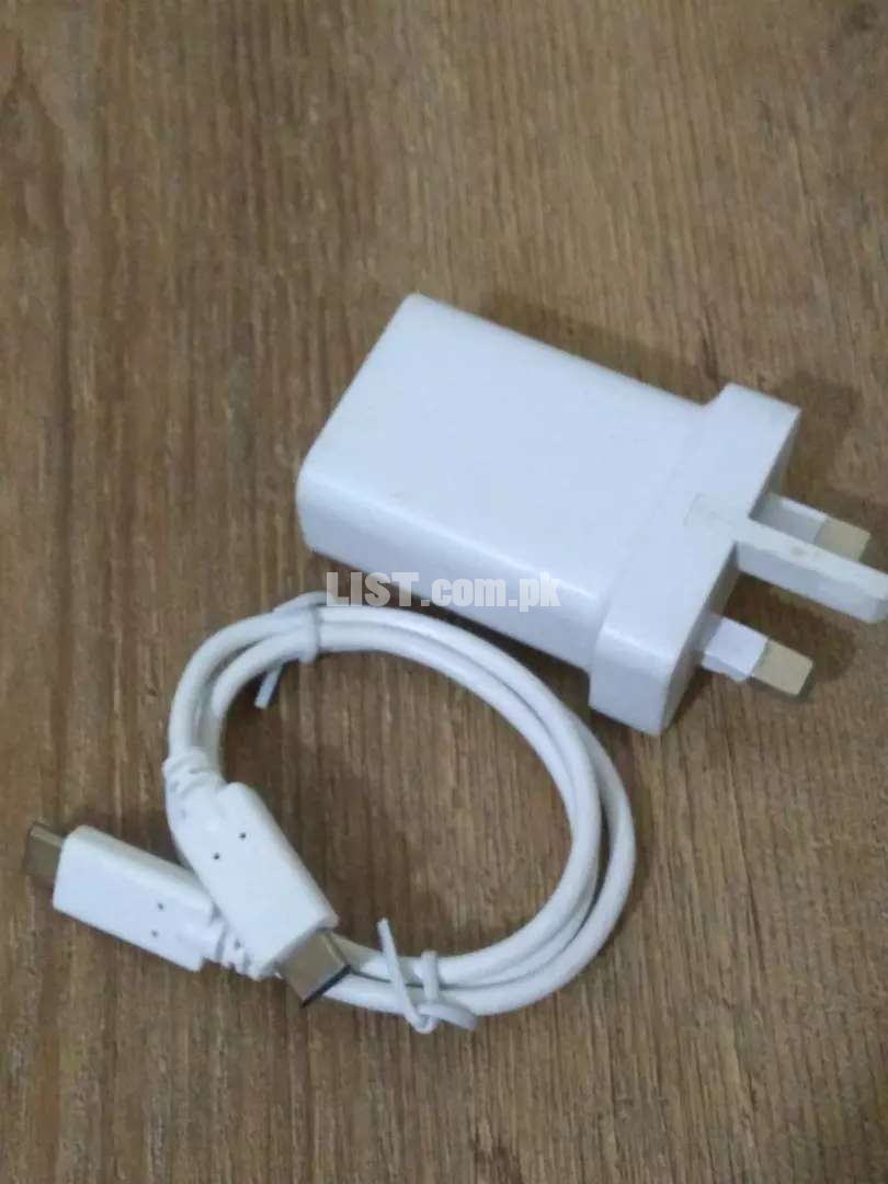 Google Pixel Travel Adapter and Data Cable Factory Auction