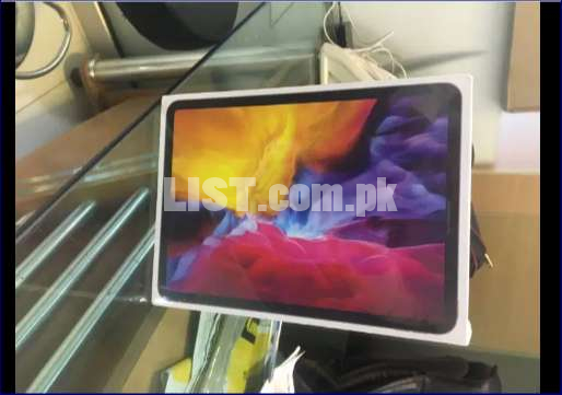 Apple iPad Pro 2nd Gen 256GB 11-inch Wi-Fi - Silver MXDD2LL/A