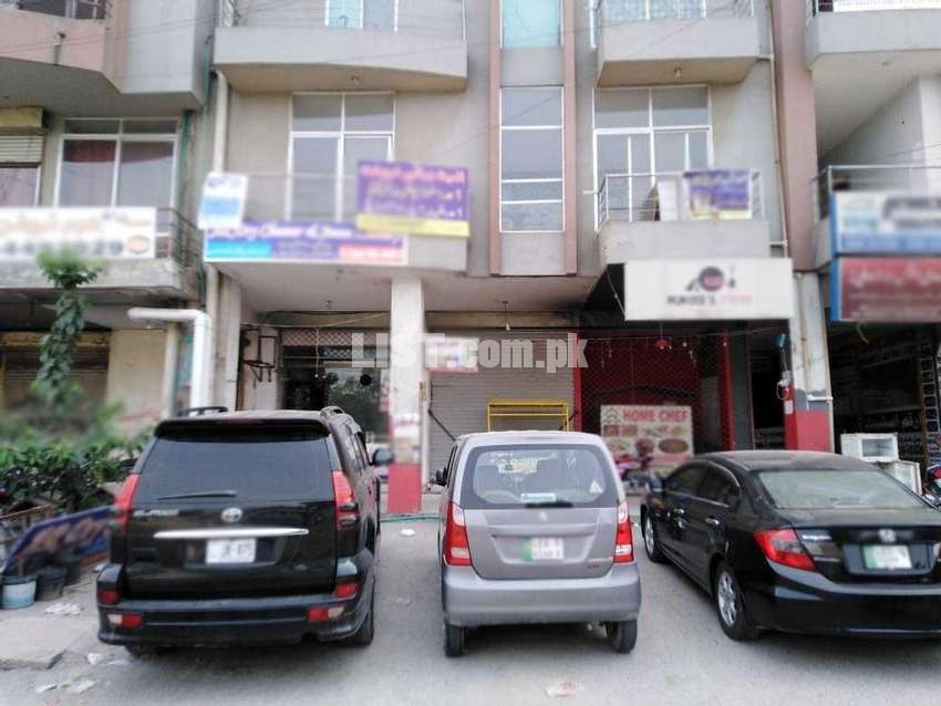 350 Square Feet Flat In Johar Town For Rent
