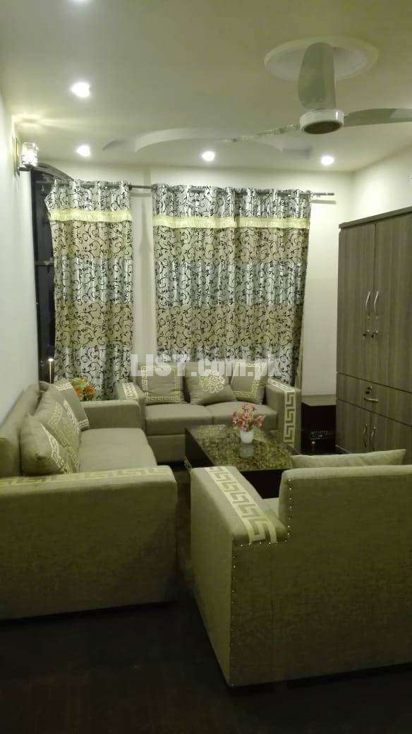 5 marla furnishd apartment for sale in SECTOR D bahria town lahore
