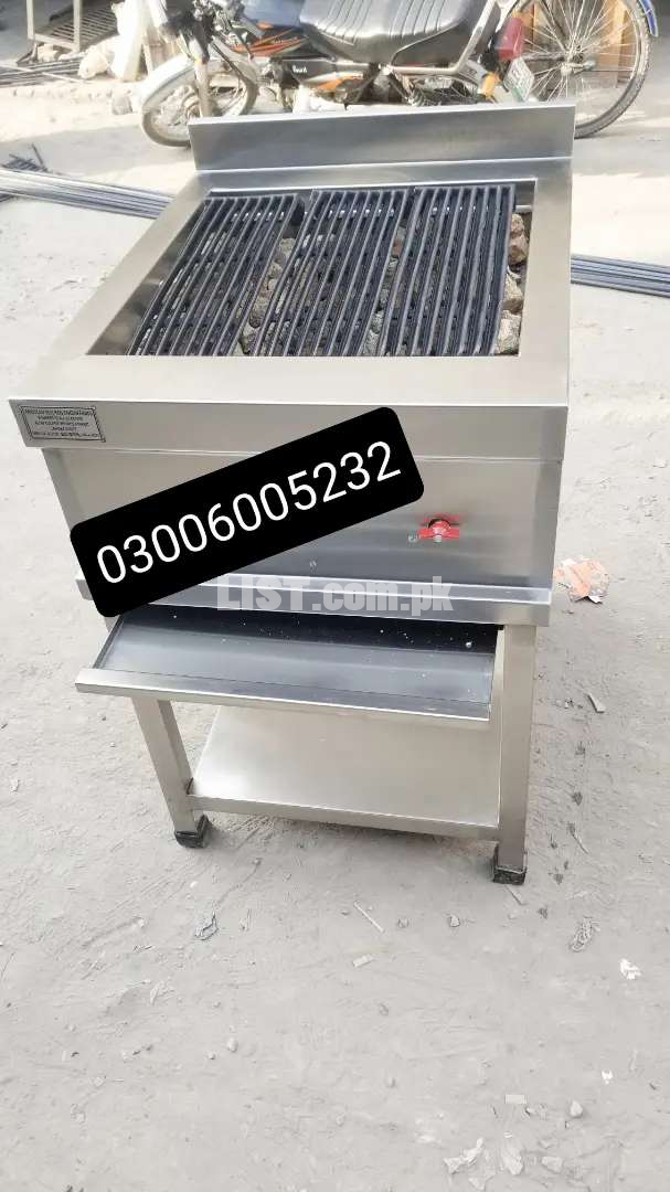 Charcoal grill 2x2 feet available pizza oven,dough mixer,bar bq counte
