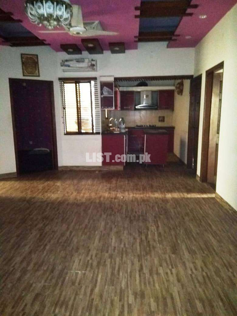 4 Bed Apartment With Lift & Car parking For Rent