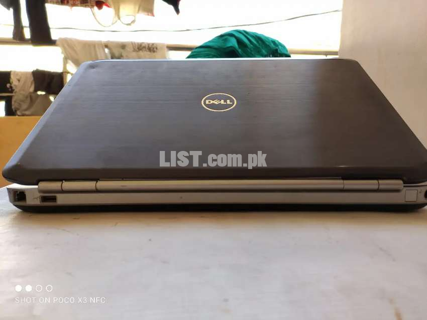 Dell latitude 5520 15" Laptop