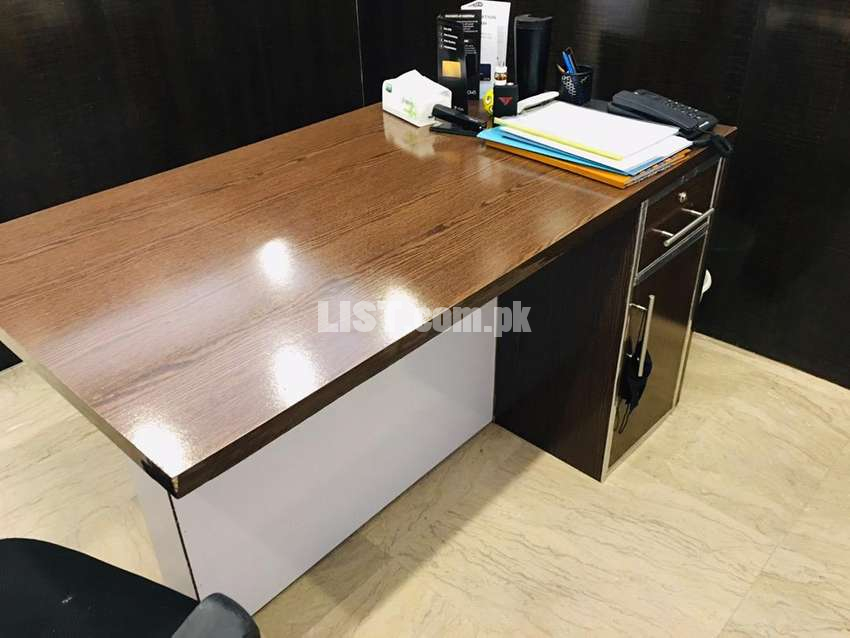 Office furniture Executive Table