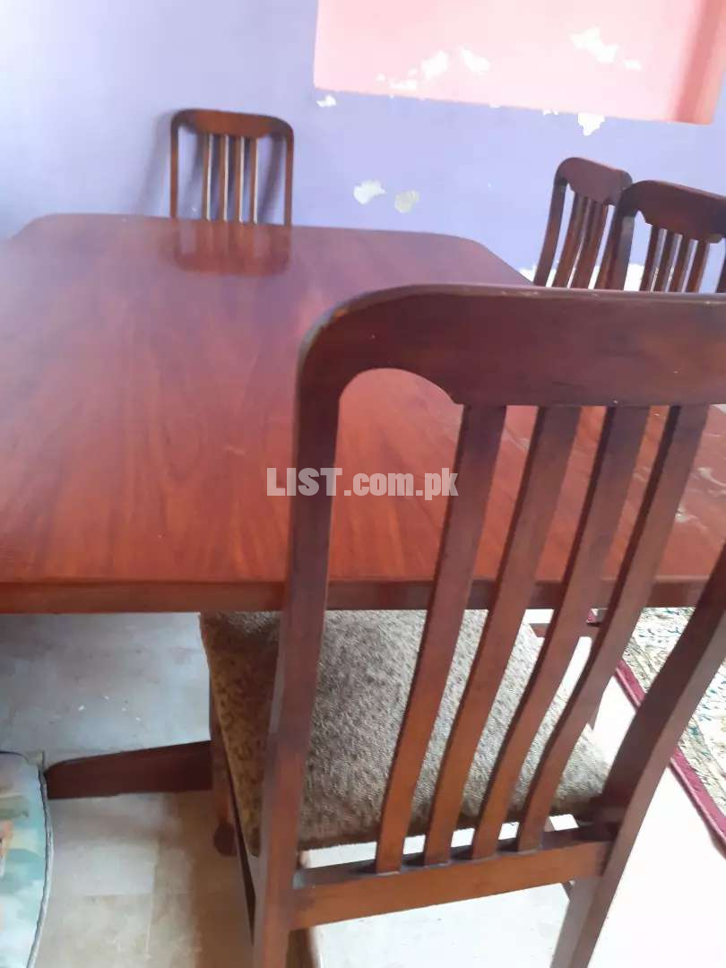 A large size dining table & 6 chairs of sheesham wood