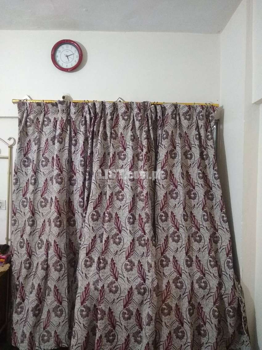 TOTAL  8  CURTAINS.
