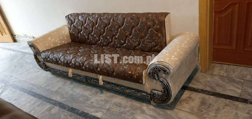 3 Seater Sofa Cumbed For Sale