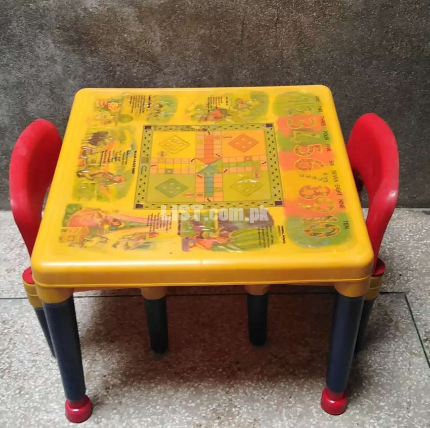 Kids table with two chair