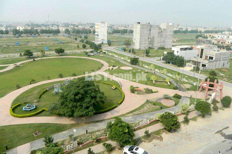 1 Kanal Plot Available For Sale In Park View City Islamabad