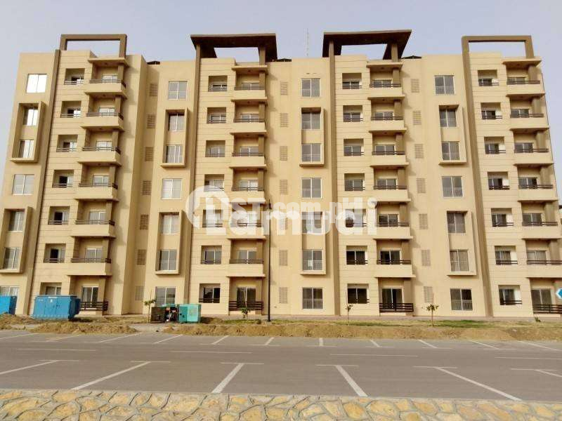 950 sqft 2 bedroom apartment for sale in Bahria Town Karachi