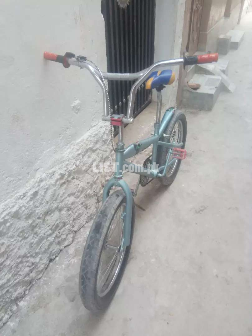 Rs 8000 bmx bicycle