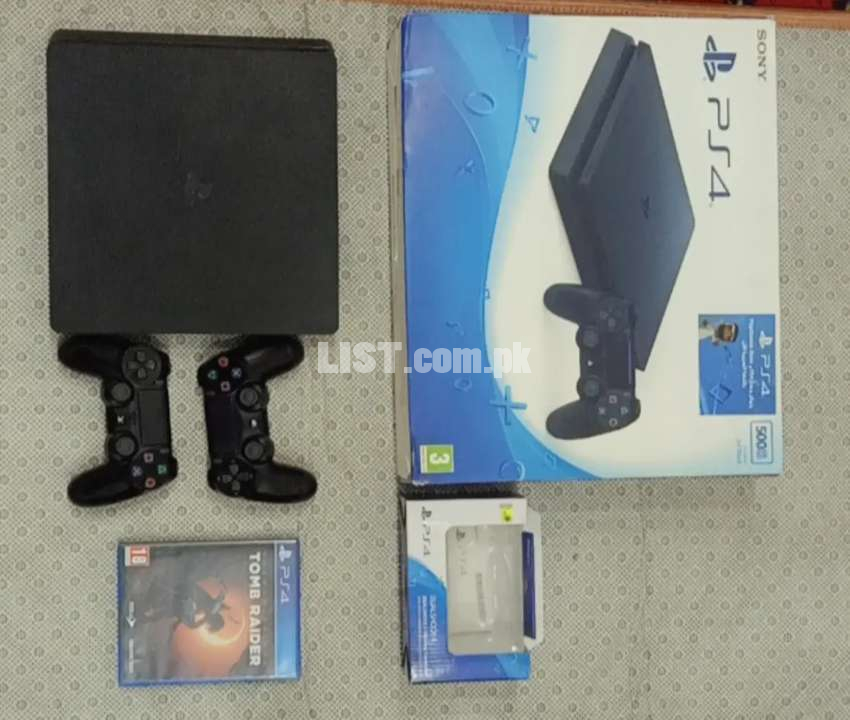 PS4 Slim 500 GB with Extra Controller and 2 Games