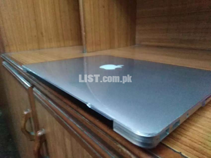 Apple MacBook air core i7 (512 gb ssd)