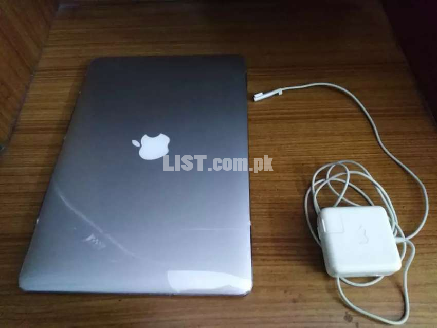 Apple MacBook air core i7 late 2011