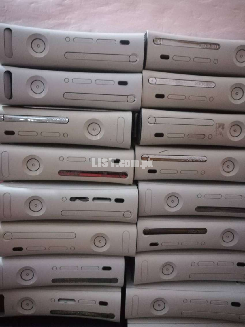 XBOX 360 250GB 30 games installed