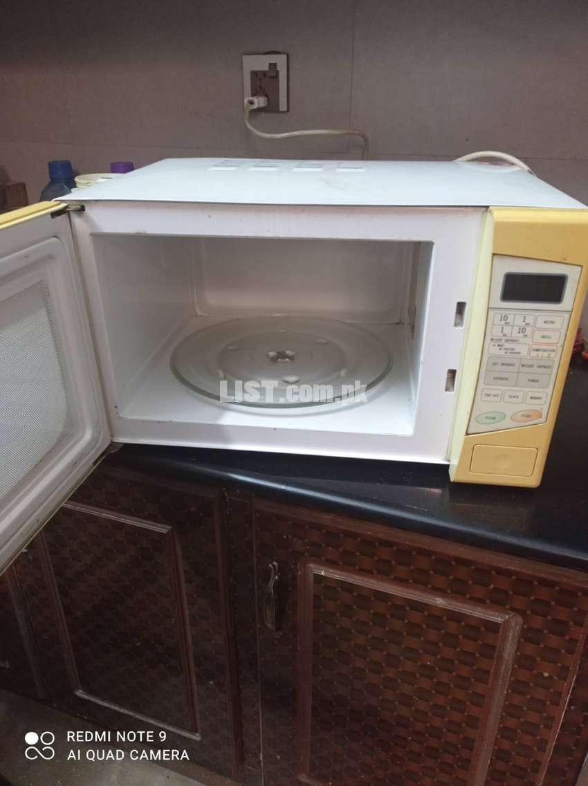 Microwave..delite 30 liter