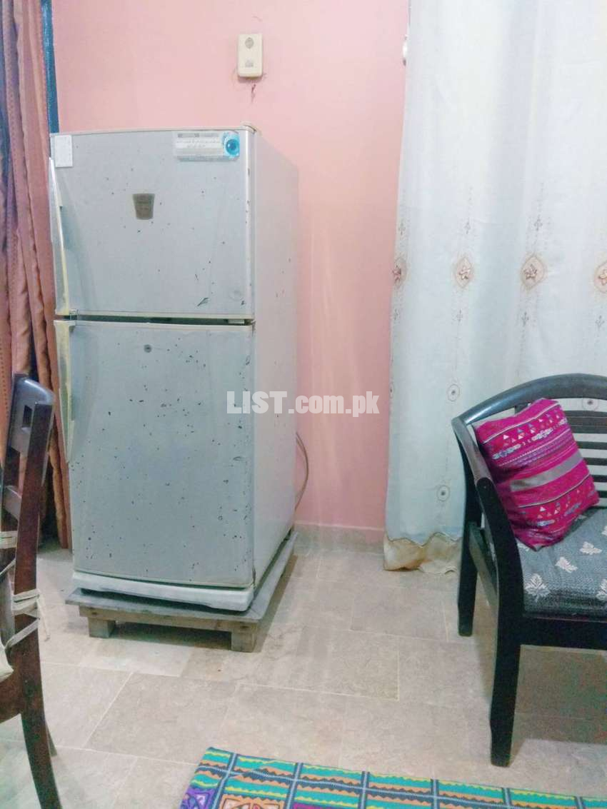 Dawlance Refrigerator Medium size