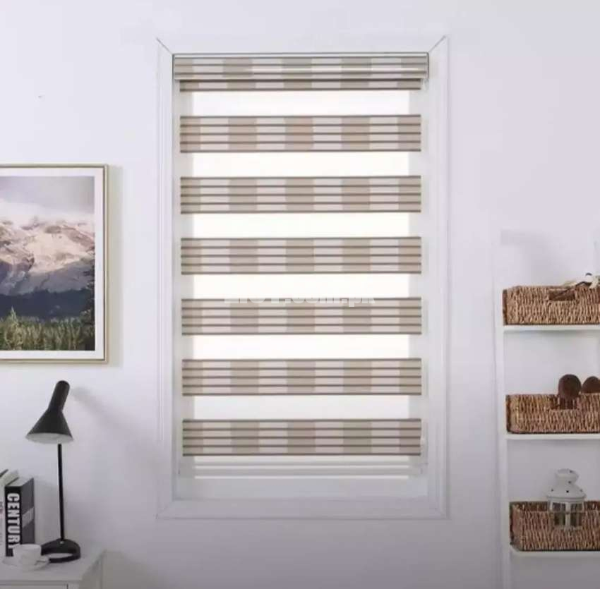 Window blinds and wallpaper in negotiable price