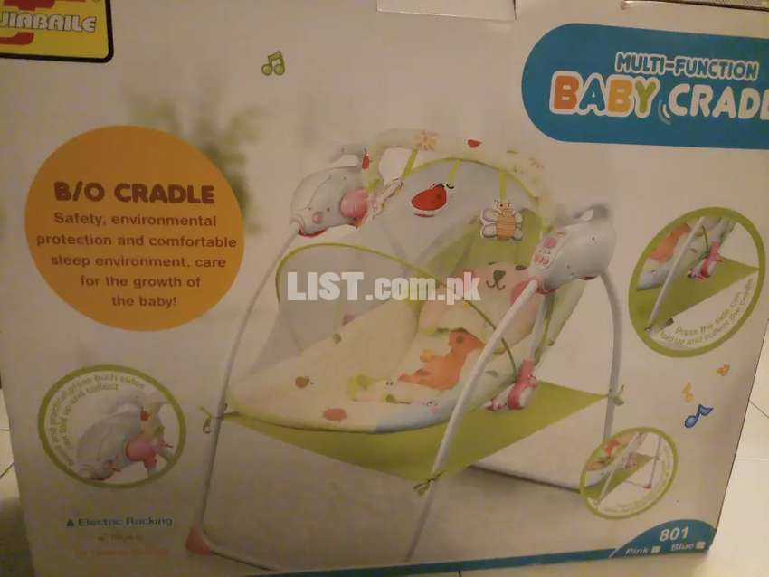 Baby swing/cradle slightly used 10/10.