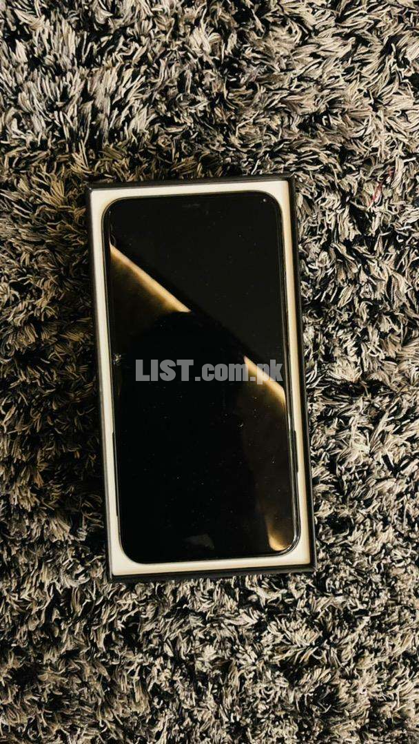 Apple iPhone 11 Pro Max 512GB Glass Cracked PTA Approved