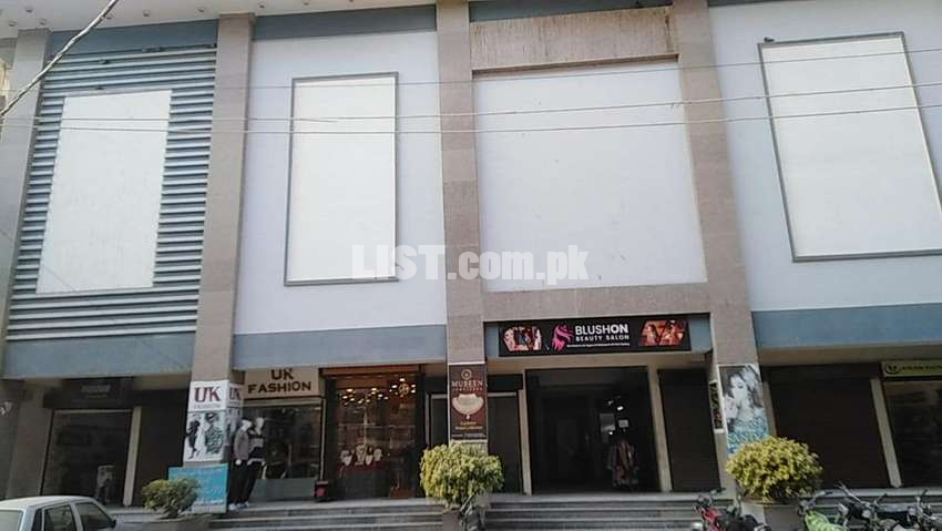 Boulevard Gold Shops Available For Rent In Unit 8 Jama Cloth Market.