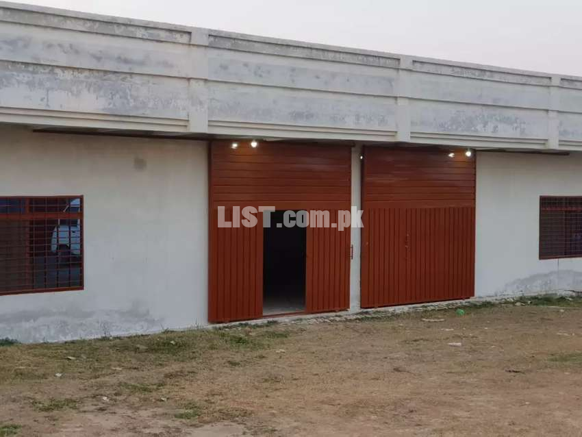 Commercial plot with hall for rent near Gt Road Rawat islamabad.