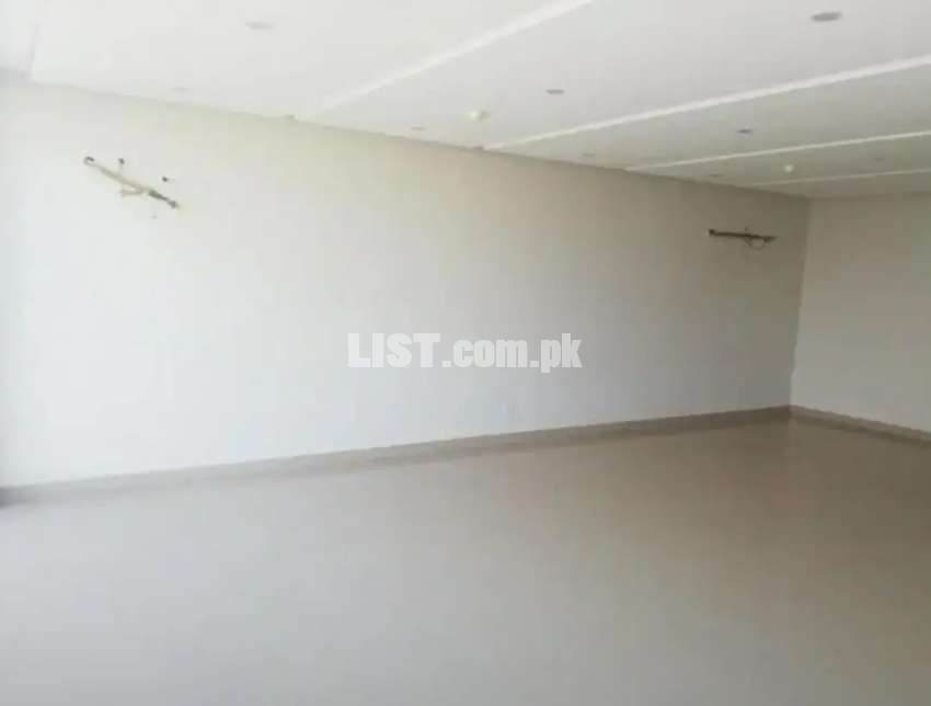 Commercial DHA Phase 3 Ground+Mezzanine for rent Lahore