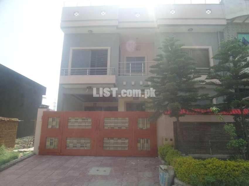 Upper Portion Of 3200  Sq. Ft Is Available For Rent In G-15 - Islamaba