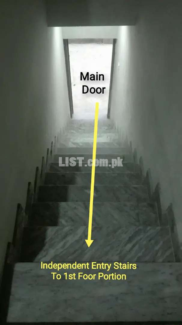 Independent 1st Floor with independent Entry and Roof @ Mozang Rd LHR