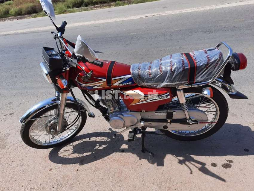 2020 madal bike for sell just 230 km is to ride