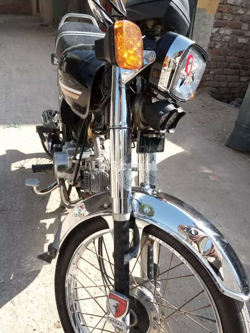 Hi Delux bike hyd number very good condition