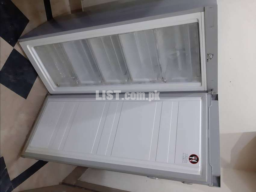 Kenwood kdf222v upright freezer