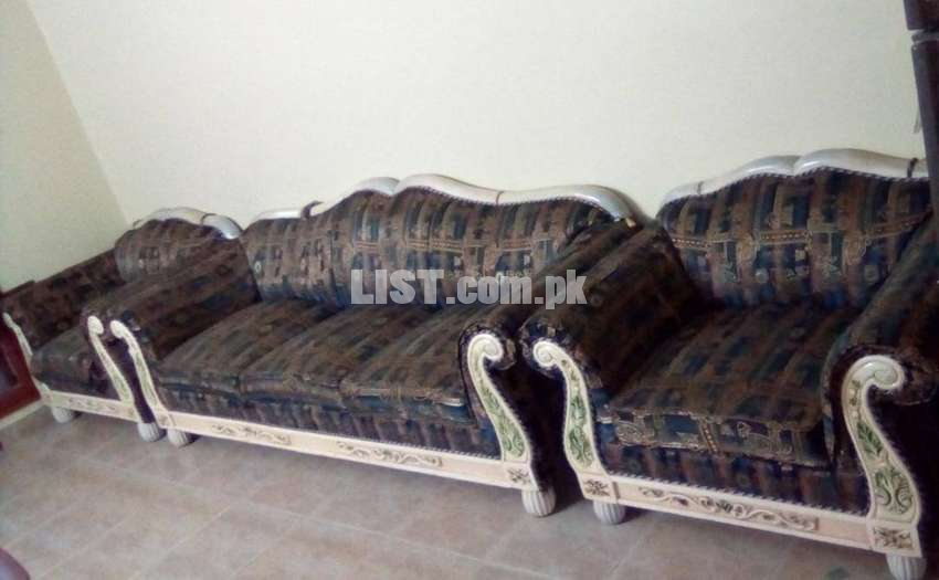(3+1+1) 5 Seater Sofa For Sale