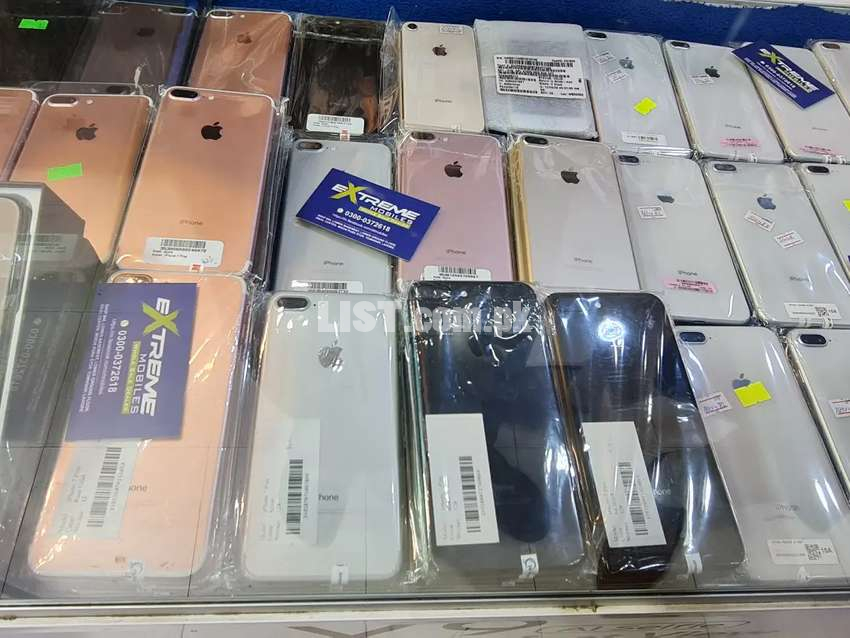 I phone 7 128GB ALL color available  brand new condition .