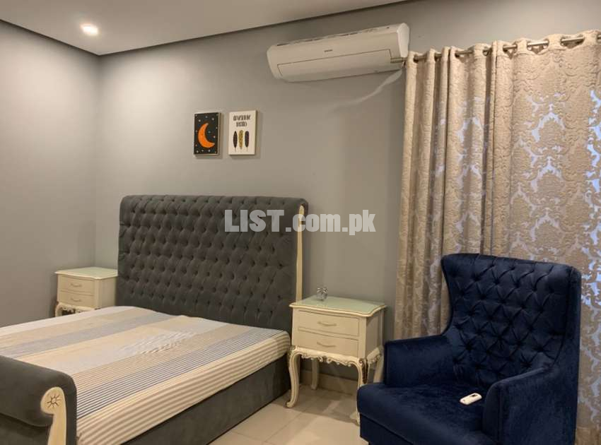 Fully furnished room for females