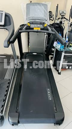 Slightly used commerciol treadmill (whole sale dealer)