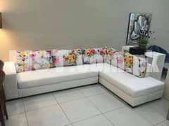 Beautiful l shape corner sofa 6 seater