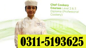 CHEF AND COOKING SHORT COURSE IN