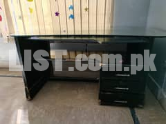 2 office Tables for Sales