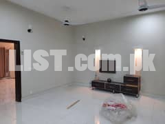 10 Marla Brand New House for Rent in Overseas B Beautiful Bahria Town