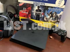 Ps4 Slim with Free Astro A10 Headset