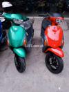 Petrol efi scooty self and kick delivery all pakistan